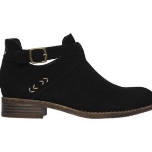 Skechers Sepia Black Sneaker Boots SZ 9 NEW